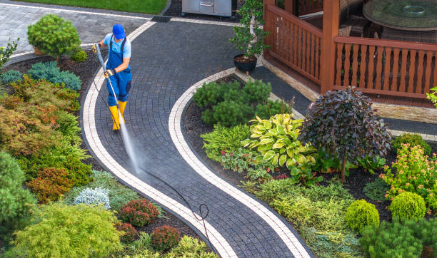 Best Deck Pressure Washing  in Upper Brookville, NY